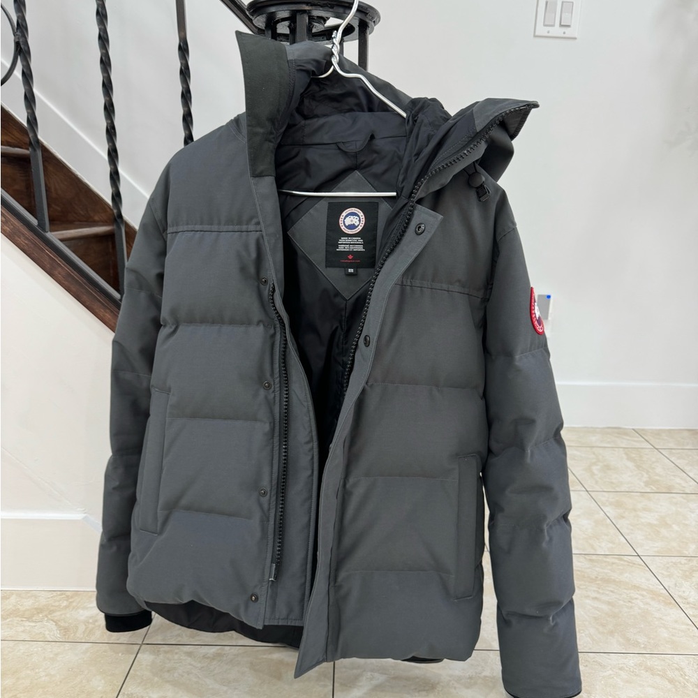 New without tags Canada goose men’s size medium